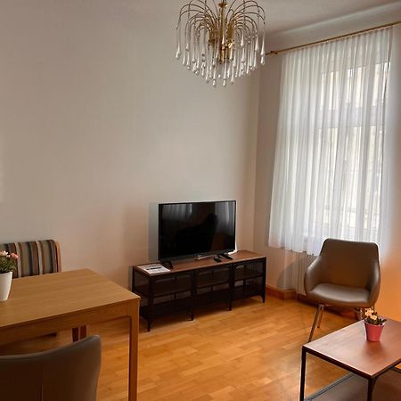 Studio & Apartments Near Reumannplatz Wien Exteriör bild