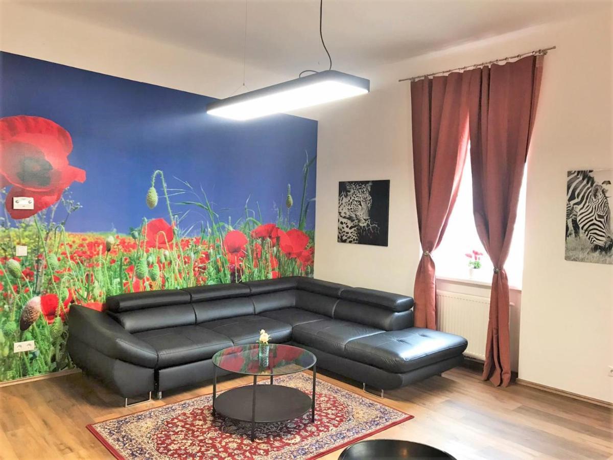 Studio & Apartments Near Reumannplatz Wien Exteriör bild