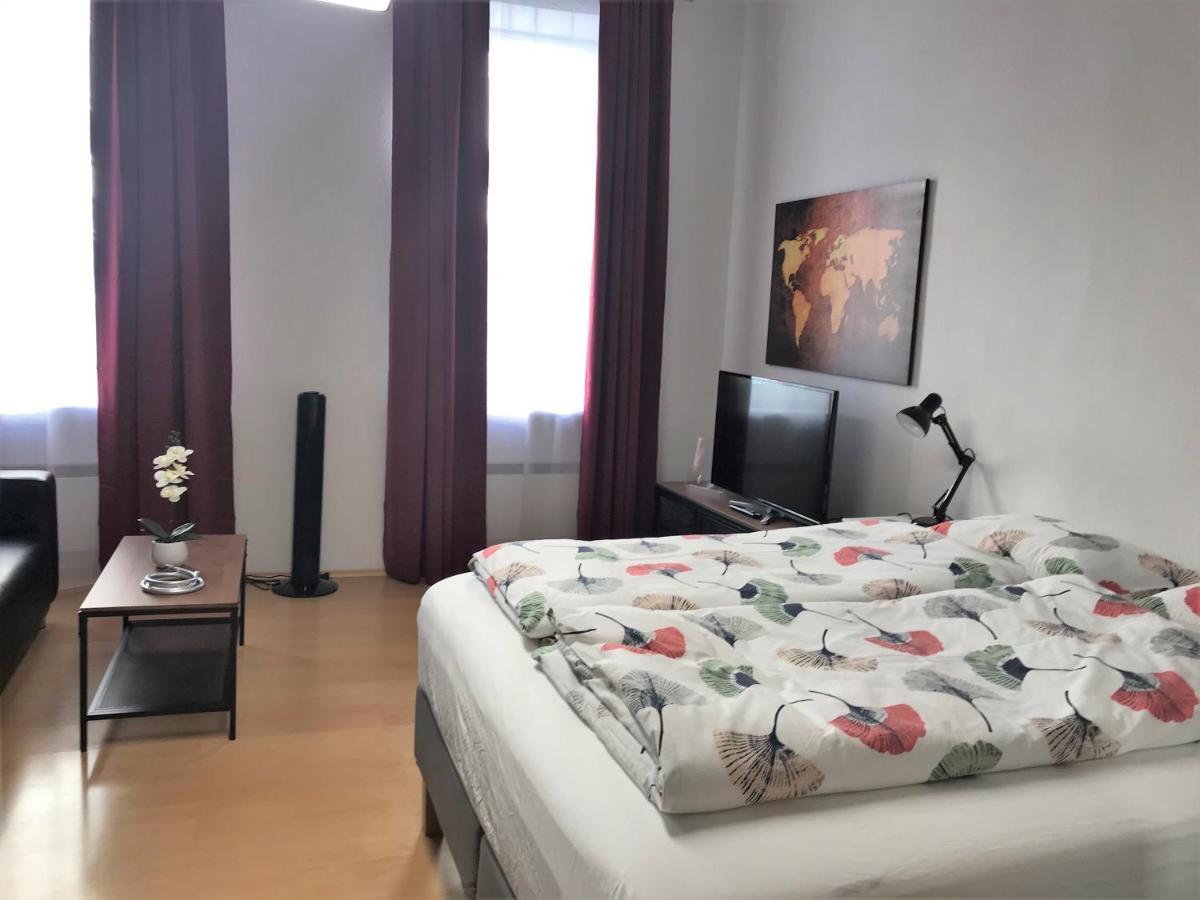 Studio & Apartments Near Reumannplatz Wien Exteriör bild