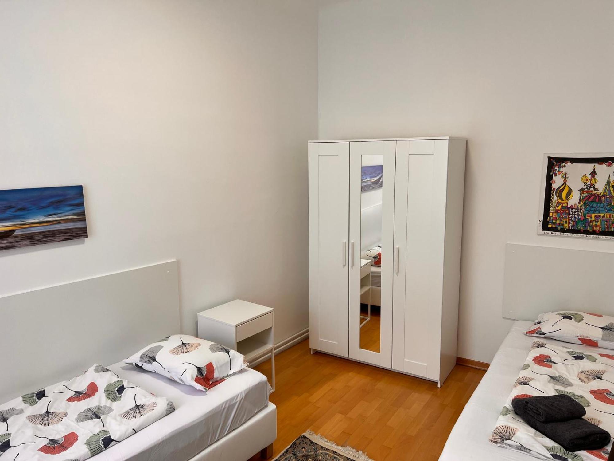 Studio & Apartments Near Reumannplatz Wien Exteriör bild