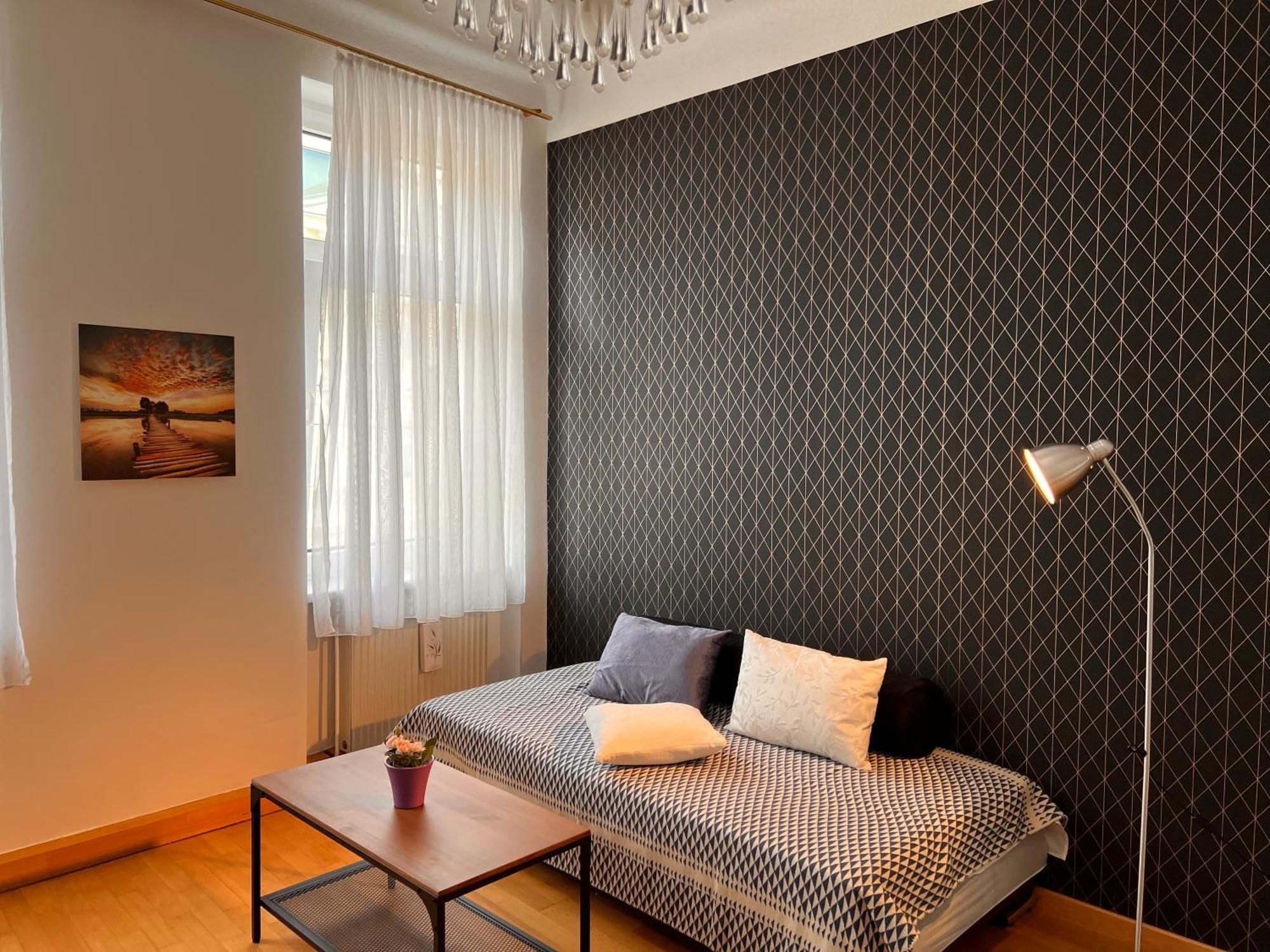 Studio & Apartments Near Reumannplatz Wien Exteriör bild